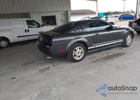 2007 Ford Mustang V6 Deluxe/V6 Premium from USA, damaged, VIN 1ZVHT80NX75320585